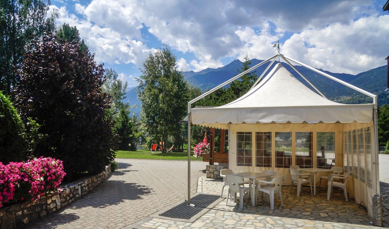 Meuble Sci Sport Hotel Bormio Luaran gambar