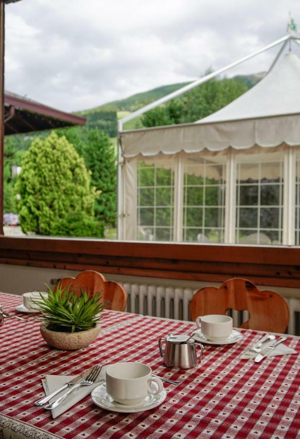 Meuble Sci Sport Hotel Bormio Luaran gambar